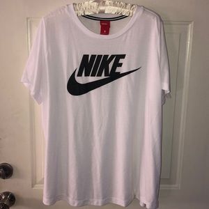 Women’s Nike Tee shirt